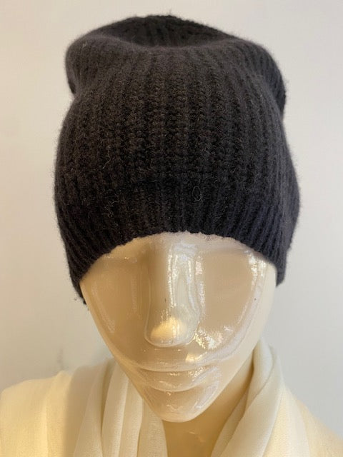 Ribbed Cashmere Cable Hat