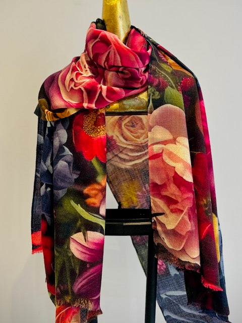 Luxury Light Cashmere Printed Shawl.       March Sale 25% Off ....At Checkout Use Code March25